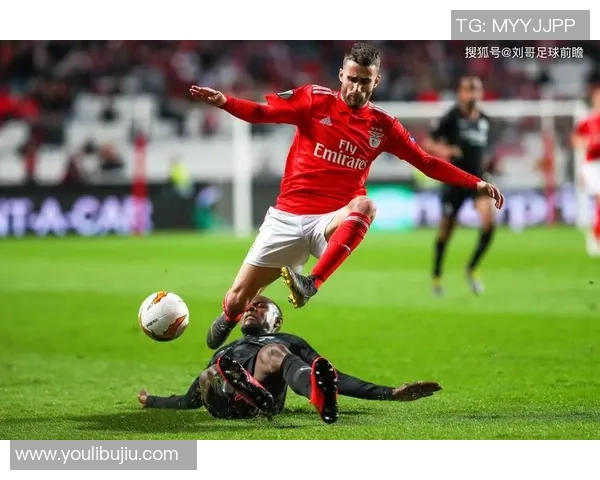 利物浦在欧冠对决中以6比2大胜本菲卡全场数据解析引发热议