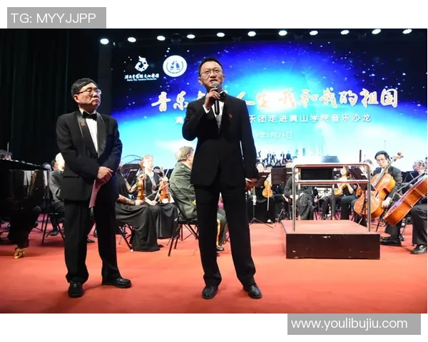 飞盘与人生的交响曲：吴强的深度对话与成长之路