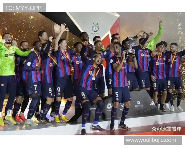 西甲激战巴萨大胜拜仁红牌争议引发全场热议与反思